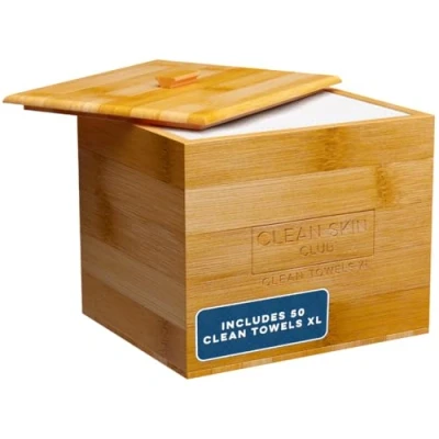 Abbildung von Clean Skin Club Luxe Bamboo Box mit Deckel &amp; Handtüchern XL, Gesichtstuch, Einweg Makeup Entferner Trockentücher, Gesichtsreinigung