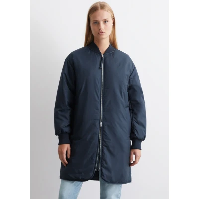 Abbildung von Marc OPolo DENIM Kurzmantel, im Long Bomber Look