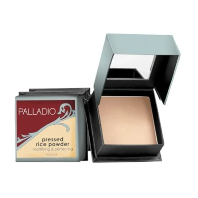 Abbildung von Palladio, Gepresstes Reispuder mit Spiegel, mattierendes Make up Set, das den ganzen Tag hält und sofort Öl absorbiert. Funktioniert allein oder up.