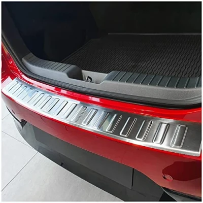 Abbildung von tuning art BL983 Ladekantenschutz mit Abkantung passend für Mazda 3 Stufenheck 2019 , Farbe:Silber