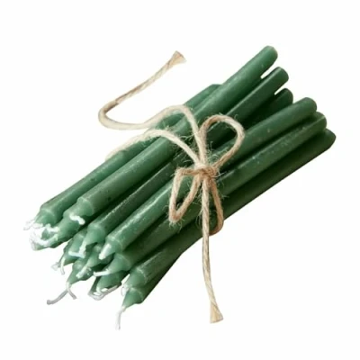 Abbildung von Loberon Kerze 20er Set Lysarion, Durchgefärbte Stabkerzen, Geruchslos, Lange Brenndauer, Gleichmäßige und Ruhige Flamme, Dekoration, Paraffinwachs, grün