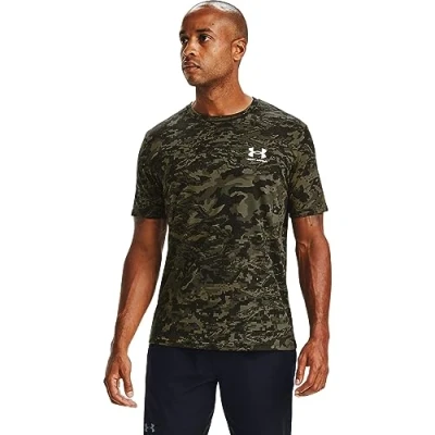Abbildung von Under Armour CAMO Tshirt print, Herren, Größe: Small, Black/khaki