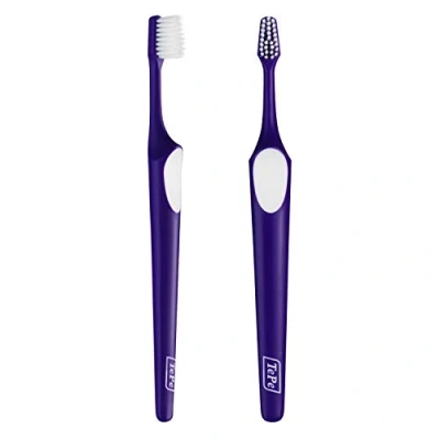 Abbildung von TEPE Zahnbürste Supreme Compact Soft 1 St