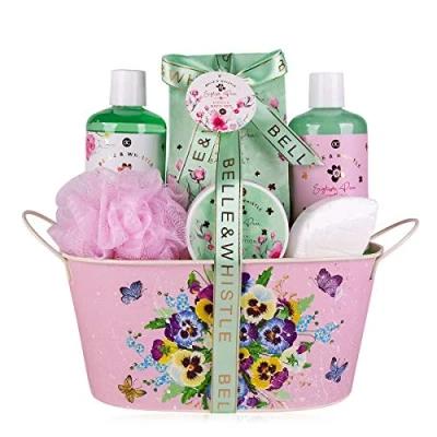 Abbildung von accentra Bade und Dusch Set BELLE &amp; WHISTLE 7 teiliges Beauty Geschenkset in einer wunderschön beklebten dekorativen Vintage Wanne