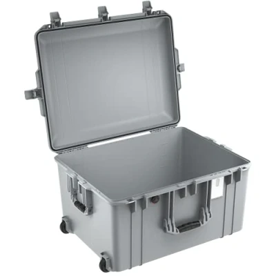 Abbildung von Peli 1637 Air Leichter Rollkoffer mit Einziehbarem Teleskopgriff für Kameras und Drohnen, Wasser Staubdicht, 89L Volumen, Ohne Schaumstoffeinlage, Farbe: Silber