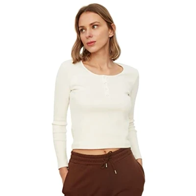 Abbildung von Trendyol Damen Vizon Nieten mit gestrickter Bluse Blouse, Ecru, S