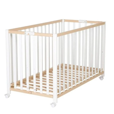Abbildung von roba Klappbett Fold Up 60 x 120 Klappbares Babybett aus Holz 2 fach höhenverstellbar Platzsparendes Gitterbett auf Rollen Bio Buche bicolor