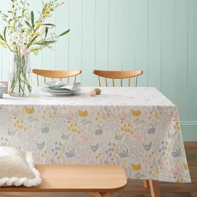 Abbildung von Catherine Lansfield Dining Cottage Friends Tischdecke, 137 x 229 cm, Natur