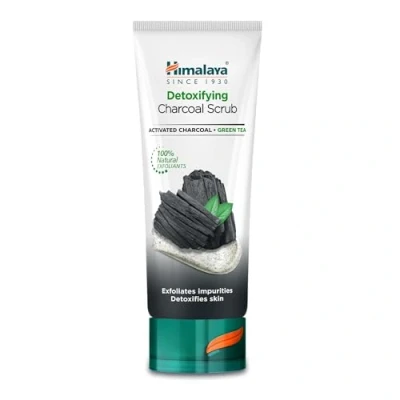 Abbildung von Himalaya Detoxifying Face Scrub with Activated Charcoal and Green Tea Helps Exfoliate &amp; Detoxify Skin Nourishes Moisturizes Delivers Fresh Matte Finish Free from Shine Oil 75ml