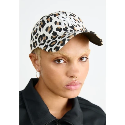 Abbildung von New Era Female Leopard 9FORTY Cap, Damen, Größe: One Size, Black