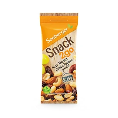 Abbildung von Seeberger Snack2go Nuss Mix mit Jumbo Rosinen 12er Pack: Geröstete Nussmischung Mandeln, Cashews, Erdnüssen und Weinbeeren als Snack für unterwegs, vegan (12 x 50 g)