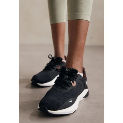 Abbildung von Puma Disperse XT 3 Trainingsschuh, Damen, Größe: 39, Black/warm white Schuhe