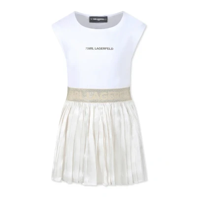 Abbildung von KARL LAGERFELD Cocktailkleid Kids ärmelloses Festkleid in weiß mit goldenen Details