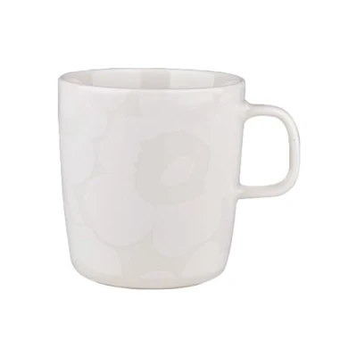 Abbildung von Marimekko Oiva Unikko Geschirr aus Steingut, 400 ml, Weiß