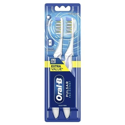 Abbildung von Oral B Pulsar Handzahnbürste für Erwachsene, 35 Medium Twin Pack, farblich sortiert