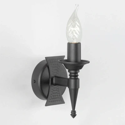 Abbildung von Elstead Lighting SAX1 BLK Wandleuchte Saxon 1xE14 H:17 L:12,5 B:10