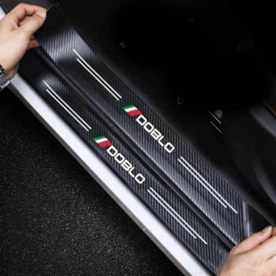 Abbildung von 4 Stück Auto Einstiegsleisten Schutzfolie, für Fiat Doblo Kohlefaser Lackschutzfolie Türschweller Trittschutz Aufkleber Tür Schritt Platte Abdeckung (Doblo)