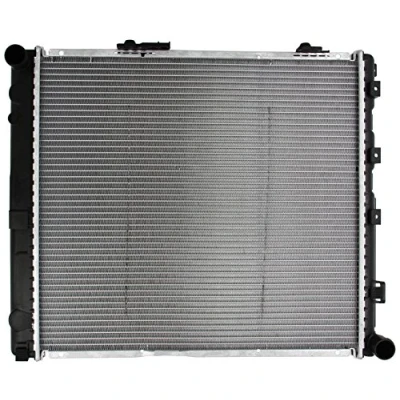 Abbildung von NISSENS 62693A Kühler, Motorkühlung Aluminium 532 489 32 Kühlrippen gelötet MERCEDES BENZ: W124 Limousine, T modell, E Klasse Limousine