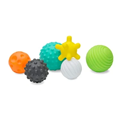 Abbildung von INFANTINO Strukturiertes 6 teiliges Mehrball Set für Babys Sensorik Spielzeug Mehrere Farben Größen &amp; Formen Förderung der motorischen Fähigkeiten Sensorische Erkundung Ab Monaten +