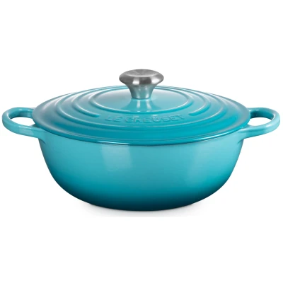 Abbildung von Le Creuset Signature La Marmite aus Gusseisen, Ø 26 cm, Für alle Herdarten und Induktion geeignet, Volumen: 4,1 l, 4,255 kg, Karibik, 21114261700430