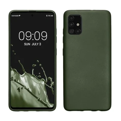Abbildung von kwmobile Case kompatibel mit Samsung Galaxy A51 Hülle Schutzhülle aus Silikon metallisch schimmernd Handyhülle Metallic Tannengrün