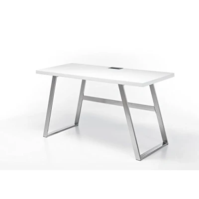 Abbildung von MCA furniture Schreibtisch &quot;Andria&quot;, Weiß matt lackiert mit Kabeldurchlass, Breite 140 cm