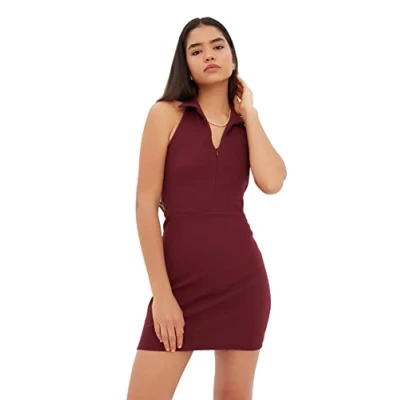 Abbildung von Trendyol Damen Minikleid mit schmaler Passform, figurbetontes Strickkleid, burgunderfarben, Medium