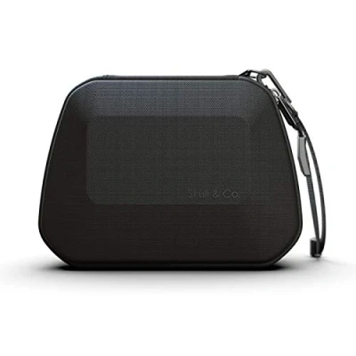 Abbildung von Skull &amp; Co. Controller Case: Portable Hard Shell Protective Travel Carrying Case for PS5 DualSense Black