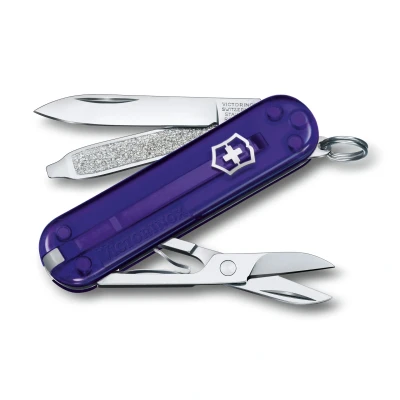 Abbildung von Victorinox Schweizer Taschenmesser, Klein, Classic SD, Multitool, Swiss Army Knife mit 7 Funktionen, Klinge, Nagelfeile, Schraubendreher