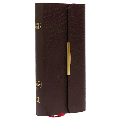 Abbildung von NKJV, Checkbook Bible, Compact, Bonded Leather, Burgundy, Wallet Style, Red Letter: Holy New King James Version