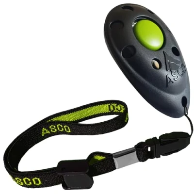 Abbildung von ASCO Premium Clicker, Hunde und Katzen Klicker für professionelles Clickertraining mit Stretcharmband, schwarz, 01PA