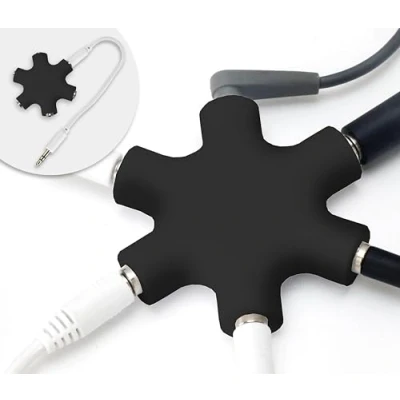 Abbildung von MyGadget 5 Fach Audio Splitter 3, mm Aux Klinkenverteiler Mini Klinken Verteiler Kopfhörer Buchse für Smartphones, Laptops und PC in Schwarz