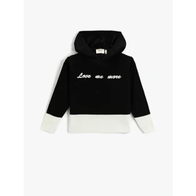 Abbildung von Koton Girls Knit Hoodie Embroidered Detail