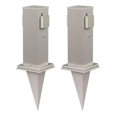 Abbildung von ledscom.de 2 Stück Garten Steckdosen Säule Polly mit Dämmerungssensor und Erdspieß für außen, Fach, Edelstahl, eckig, 27cm