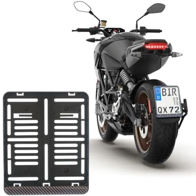 Abbildung von 1x Kennzeichenhalter Mit 3D Carbon Look Streifen DE für Kennzeichen im Format 180 x 200 mm 18 20 cm Motorrad Roller (Mit Streifen)