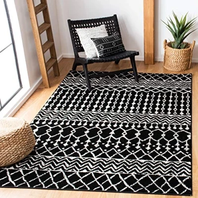 Abbildung von SAFAVIEH Boho Teppich für Wohnzimmer, Esszimmer, Schlafzimmer Tulum Collection, Kurzer Flor, Schwarz und Elfenbein, 122 X 183 cm