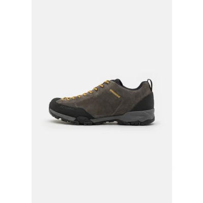 Abbildung von Scarpa Mojito Trail GORE TEX Hikingschuh, Herren, Größe: 45.5, Titanium/mustard Schuhe
