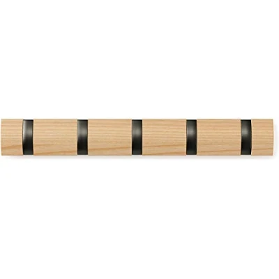 Abbildung von Umbra Flip Hook 5 Haken Natur/schwarz Holz Alu Hakenleiste Garderobenhaken mit Beweglichen