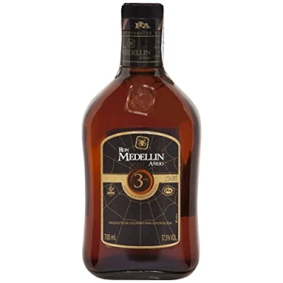 Abbildung von Ron Medellin 3 Jahre (1 x 0.7 l)