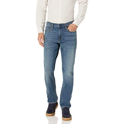 Abbildung von Amazon Essentials Herren Stretchjeans, athletische Passform, Mittelblau Vintage, 33W / 28L