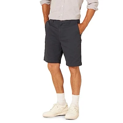 Abbildung von Amazon Essentials Herren Klassisch Geschnittene Chinoshorts, 23 cm, Dunkles Marineblau, 44W