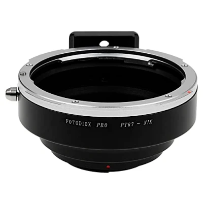 Abbildung von Fotodiox Pro Lens Mount Adapter Compatible Pentax 6x7 Lenses on Nikon F Cameras