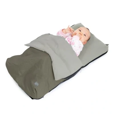 Abbildung von Deryan Air Traveller Baby Reisebett mit Matratze Babybett für Flugzeuge und Reisen (Flugzeug) 2 in 1 Stuhl Bett Tragetasche 75 x 45 6 cm