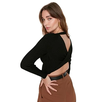 Abbildung von TRENDYOL Damen Twoaw2kz0756 Sweatshirt, Schwarz, M EU