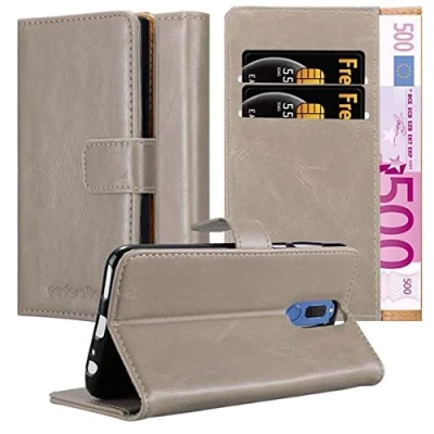 Abbildung von Cadorabo Hülle kompatibel mit Huawei Mate 10 LITE aus Premium Kunst Leder Flip Klappbare Stoßfeste Magnetische [Standfunktion] [Kartenfächern] Cover für Tasche in Braun