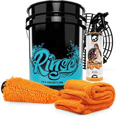 Abbildung von Nuke Guys professionelles Auto Waschset für die optimale Handwäsche Rinse Bucket 5GAL mit Grit Guard + Felgengel Felgenreiniger 1L pH neutral Gamma Dryer XXL Trockentuch Waschhandschuh