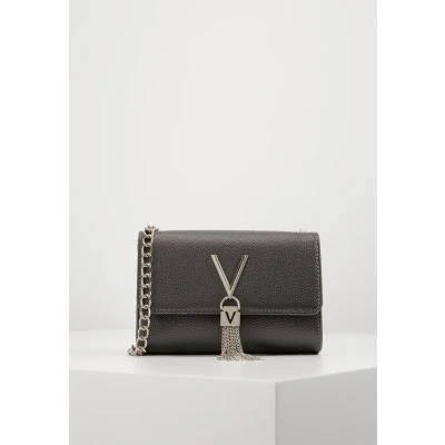 Abbildung von Valentino Bags Divina Umhängetasche, Damen, Größe: One Size, Cannafucil