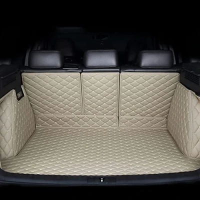 Abbildung von Auto Leder Kofferraummatte für Mini Clubman (F54, Facelift 2019) 2019 2020 2021 2022, Antirutschmatte Kofferraum Schutzmatte Kofferraumschutz, Zubehör,E/Beige