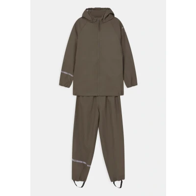 Abbildung von Celavi Rainwear SET Recycle Regenjacke / wasserabweisende Jacke für Kinder, Größe: 98, Sea turtle