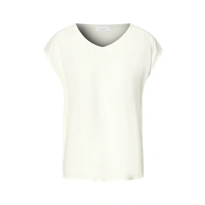 Abbildung von Street One Studio Damen F345747 Blusenshirt mit Spitze, Off White, 40